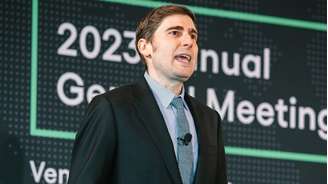 Eduardo Saverin é o maior bilionário do Brasil.
