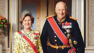 O rei Harald V e a rainha Sonja: o amor foi mais forte do que a tradição