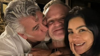 Roberto, Rubinho e Cíntia em clique na Itália