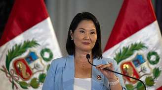 A presidente do Peru declarou estado de emergência em cinco das prisões mais perigosas do país