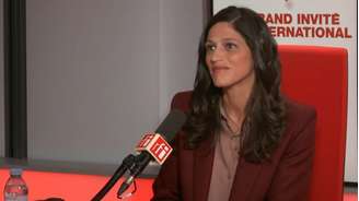 Eléonore Caroit, ministra delegada responsável pela Francofonia, Parcerias Internacionais e Franceses no Exterior, no estúdio da RFI em 28 de outubro de 2025.