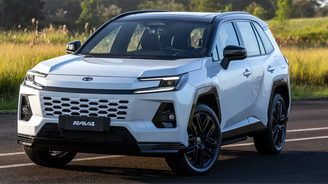 Toyota RAV4 XSE PHEV 2027
