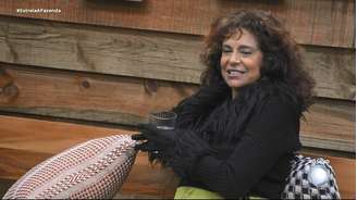 Giovanna Gold lidera a enquete por uma vaga no elenco oficial de A Fazenda 18