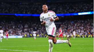 Kylian Mbappé, atacante do Real Madrid e da França, confia que pode vencer a Bola de Ouro de 2026.