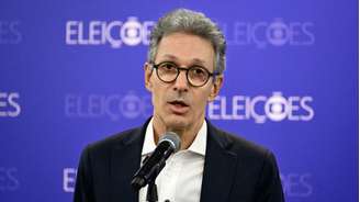 O candidato Romeu Zema criticou o cancelamento do debate da TV Globo: "quem perde é a democracia".