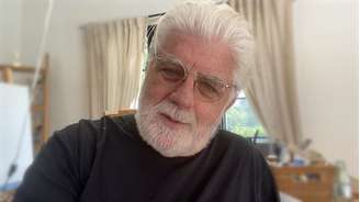 Michael McDonald conheceu aos 74 anos filho que foi colocado para adoção ainda bebê