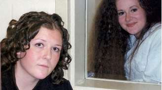 A jornalista Helen Roberts entrevistou Christa Pike, uma detenta do corredor da morte no Tennessee, há 20 anos