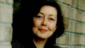 Anne Carson em retrato de 1998