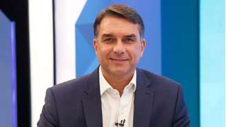 Flávio Bolsonaro (PL) foi o segundo entrevistado pela TV Globo. Ele disputa o segundo turno das eleições presidenciais com Lula (PT)