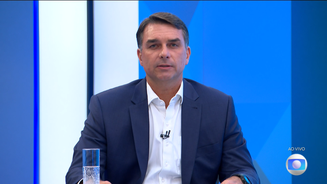 Flávio Bolsonaro durante entrevista na Rede Globo