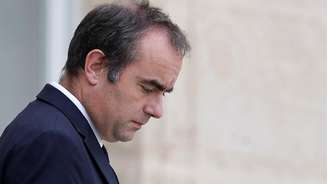 O primeiro-ministro francês, Sébastien Lecornu, durante evento no Palácio do Eliseu, em Paris, em setembro de 2026; governo busca conter a escalada da violência antes de uma nova jornada de protestos prevista para sábado.
