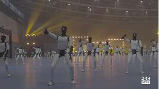 China Sets New Guinness World Record As 110 Humanoid Robots Dance In Perfect Synchronization Ai1b