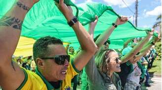 Bolsonaristas durante manifestação contra o resultado da eleição de 2022, em Brasília (DF). Para Renato Lessa, da PUC-Rio, homo bolsonarus é um protótipo de comportamento que almeja liberdade irrestrita