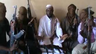 <p>O grupo Boko Haram é contra a educação ocidental e costuma atacar escolas</p>