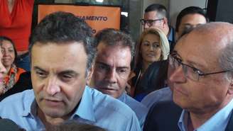 <p>Aécio Neves e Geraldo Alckmin em evento em São Paulo; tucano é o candidato à presidência que mais arrecadou doações no início da campanha eleitoral</p>