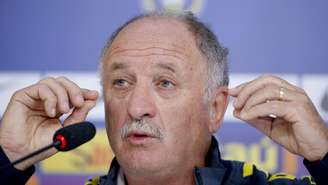 Luiz Felipe Scolari durante coletiva de imprensa no dia seguinte à derrota para a Alemanha