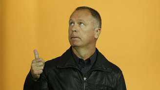 Mano Menezes comemora bom resultado do time na primeira etapa