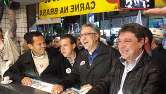 Candidato ao governo do Estado pelo PT, Alexandre Padilha, durante ato de campanha