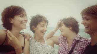 <p>Amigas se juntaram para protestar contra a declara&ccedil;&atilde;o do vice-primeiro-ministro</p>