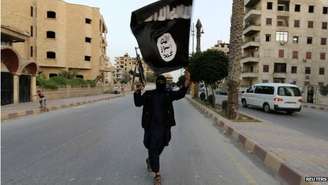 <p>Militantes do Estado Islâmico têm tentado desestabilizar o governo central iraquiano</p>