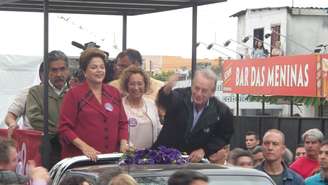 A candidata à reeleição Dilma Rousseff (PT) participou de ato de campanha na região metropolitana de Porto Alegre