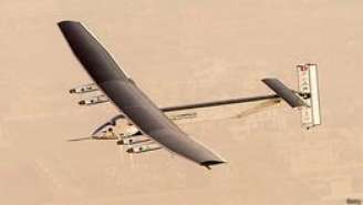 <p>Solar Impulse 2 levantou voo a partir de Abu Dhabi</p>