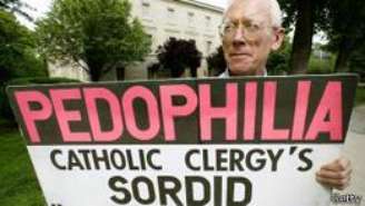 As denúncias de pedofilia são um dos grandes problemas enfrentados pela Igreja Católica