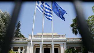 Grécia aceitou novo plano para evitar ter que deixar a zona do euro