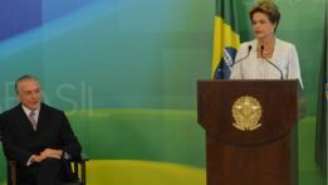 Presidente Dilma Rousseff anuncia corte de ministérios ao lado de vice Michel Temer