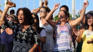 Greve de policiais dura nove dias no Espírito Santo; mulheres dizem que não vão recuar enquanto não houver acordo por reajuste 