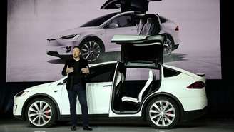CEO da Tesla, Elon Musk, durante lançamento do Model X.