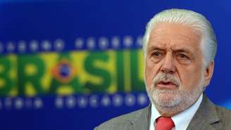 Ex-ministro disse que Lula tem sido vítima de "ilações"