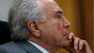 Na noite desta sexta-feira (9), após quatro dias de julgamento, a maioria dos ministros da Corte Eleitoral votou contra a cassação da chapa Dilma-Temer, vencedora das eleições de 2014