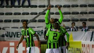 Com gol de Bill, América bateu o Juventude no Alfredo Jaconi - Luiz Erbes/Agência Freelancer