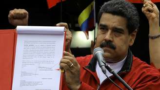 Nicolás Maduro apresentou as bases para a eleição da Assembleia Constituinte, rejeitada pela oposição 