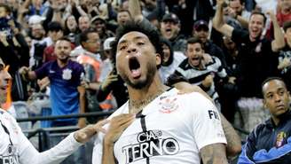 Kazim desencantou no Brasileirão e deu a vitória ao Corinthians contra o Avaí (Foto: Luis Moura / WPP)