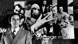 O médico sul-africano Christiaan Barnard realizou o primeiro transplante de coração, em dezembro de 1967