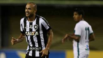 Em 2017, o Botafogo venceu a Portuguesa por 4 a 1 (Foto: Vitor Silva/SSPress/Botafogo)