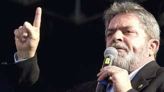 Lula, então em seu primeiro mês como presidente do Brasil, discursou no Fórum Social Mundial de Porto Alegre de 2003 | Marcello Casal Jr./Ag. Brasil