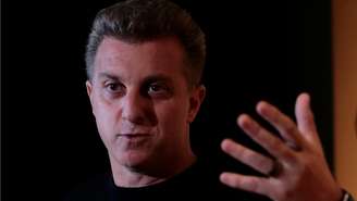 A expectativa é que Luciano Huck anuncie nos próximos dias se vai ou não disputar