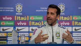 Edu Gaspar preferia que relação de 12 atletas não vazasse (Foto: Pedro Martins / MoWA Press