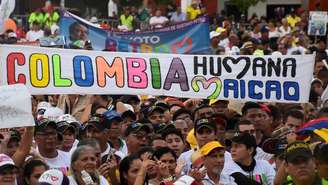 Campanha eleitoral na Colômbia; expectativa é de que votação vá ao segundo turno