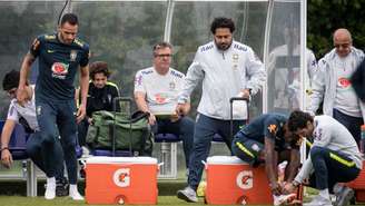 Fred levou pancada de Casemiro no treino da última quinta-feira (Foto: Pedro Martins / MoWA Press)