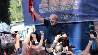 Julgamento do novo pedido de liberdade de Lula só deve ser analisado a partir de agosto