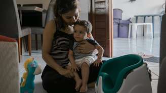 Michelle Costa foi à Justiça e fez campanha nas redes sociais para garantir a medicação do filho, estimada em R$ 360 mil por dose