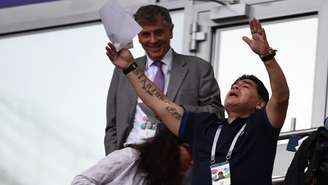 Maradona ficou decepcionado com a campanha da Argentina na Copa (Foto: AFP/Franck Fife)