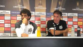 Victor Ferraz desabafou em entrevista coletiva após a eliminação para o Independiente (Foto: Ana Canhedo)