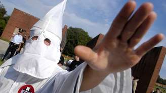Ku Klux Klan defende a superioridade dos descendentes de europeus sobre negros e judeus