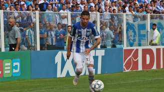 Foi a temporada mais produtiva de Renato: 12 gols marcados (Foto: Divulgação/Avaí)