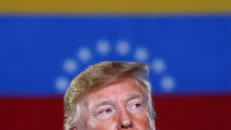 Das palavras à ação, Donald Trump tem aumentado a pressão dos EUA contra o regime de Nicolás Maduro